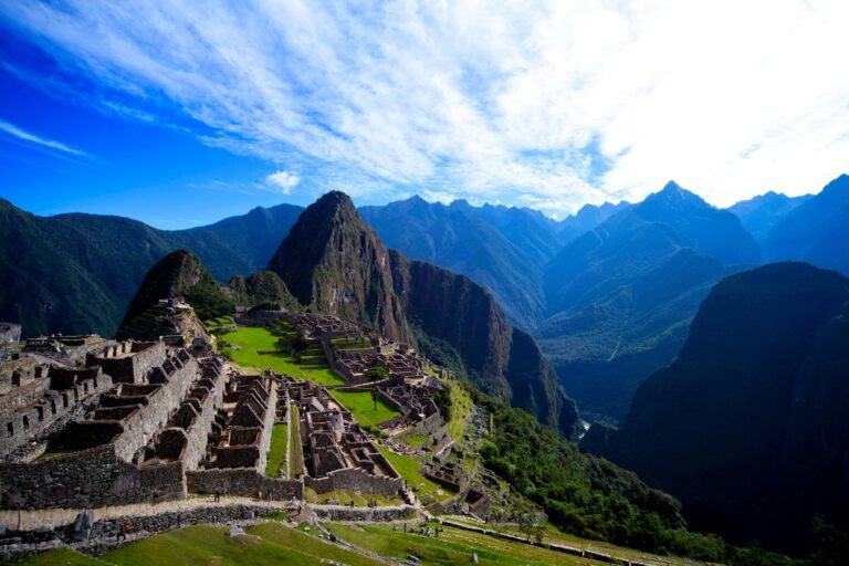 best time to travel to south america, Machu Pichu, a large city in the mountains