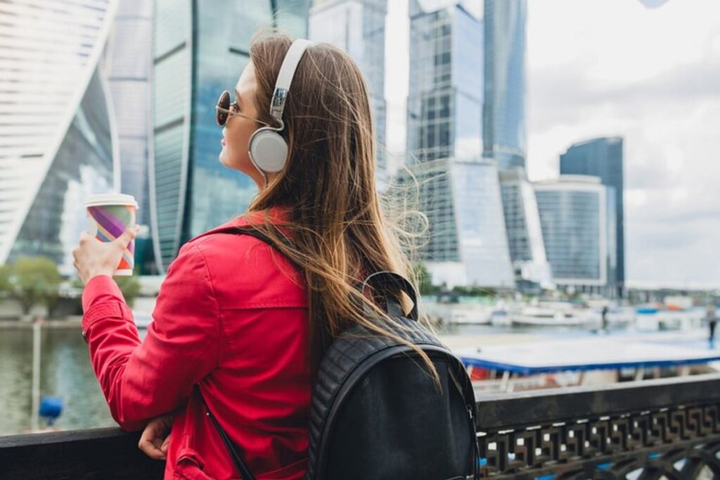 Best Noise Canceling Headphones for Flights